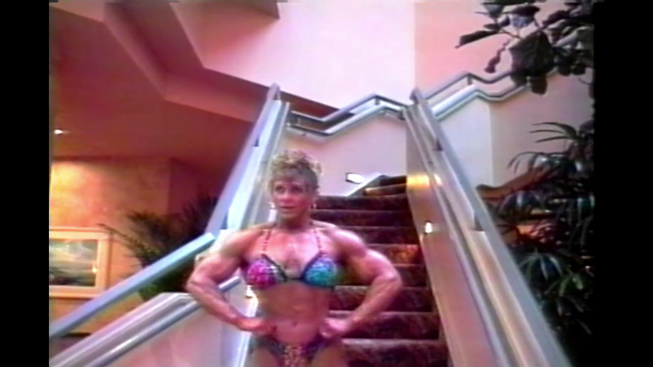 Women's Muscle Magazine: Michelle