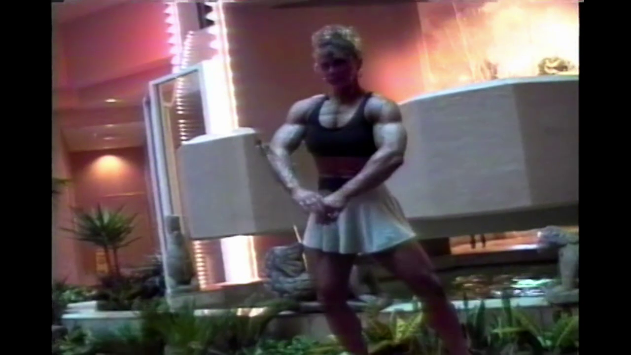 Women's Muscle Magazine: Michelle