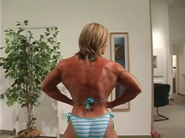 Valentina & Friends 1